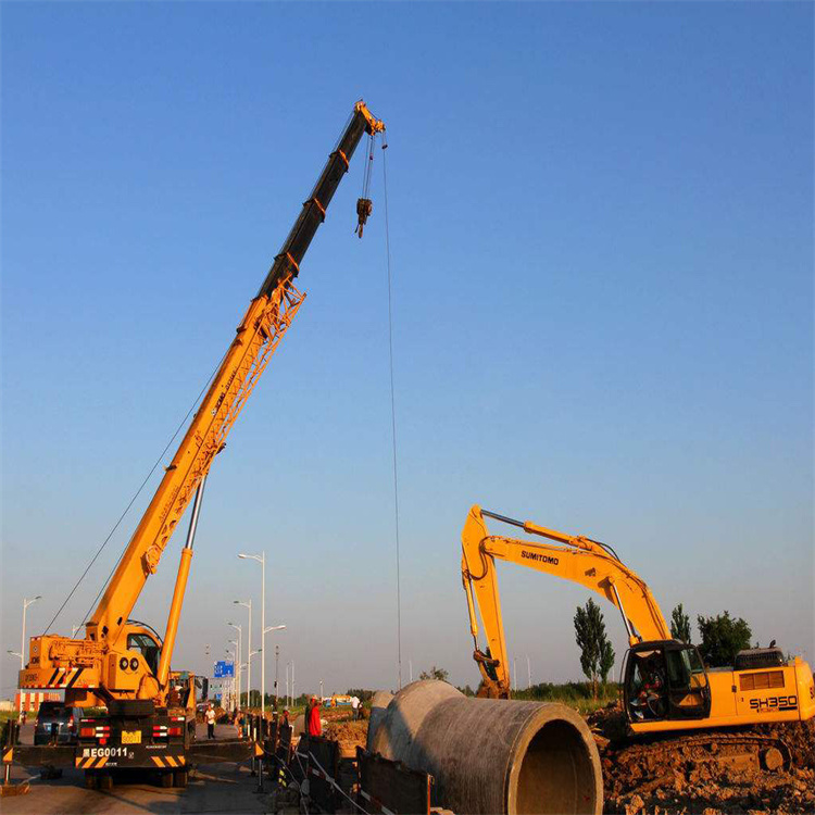 天坛街道挖机用吊车怎么吊